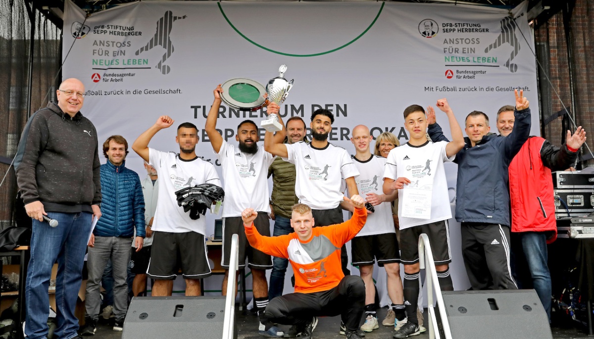 Herford gewinnt Sepp-Herberger-Pokal in der JVA Wuppertal-Ronsdorf