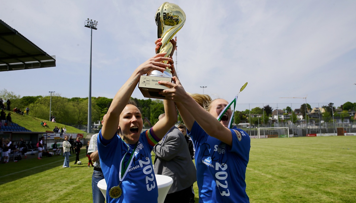 Borussia Bocholt triumphiert im Endspiel um den ARAG Niederrheinpokal der Frauen 2023