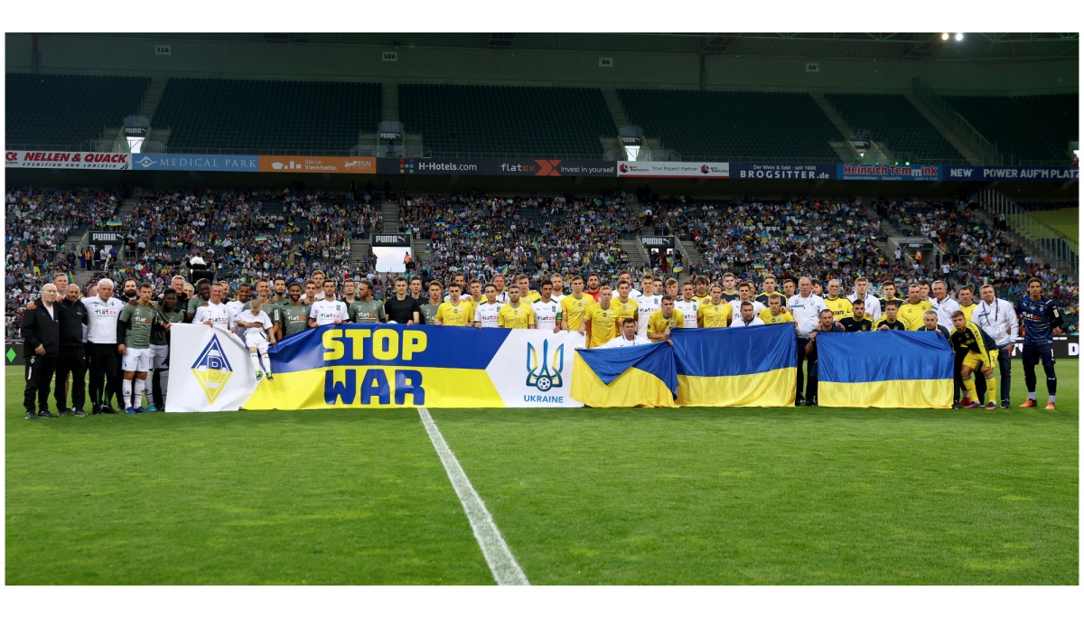 Rund 20.300 Zuschauer sehen Benefizspiel Mönchengladbach gegen Ukraine