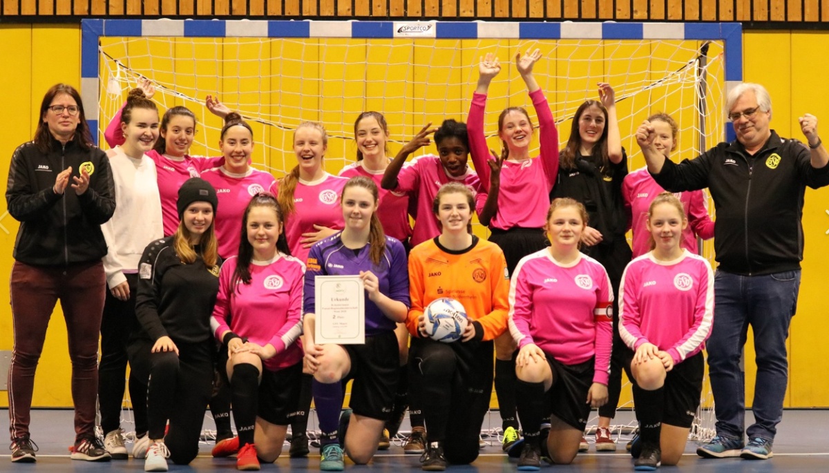 Großer Erfolg für die U 17-Juniorinnen des GSV Moers in Duisburg