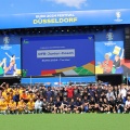 Mehr als 80 DFB-JUNIOR-COACHES in der EM-Fan Zone am Düsseldorfer Burgplatz zertifiziert