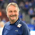 Niederrheinpokal 2024/2025: Kult-Trainer Peter Neururer lost am Mittwoch ab 16.30 Uhr die erste Runde aus