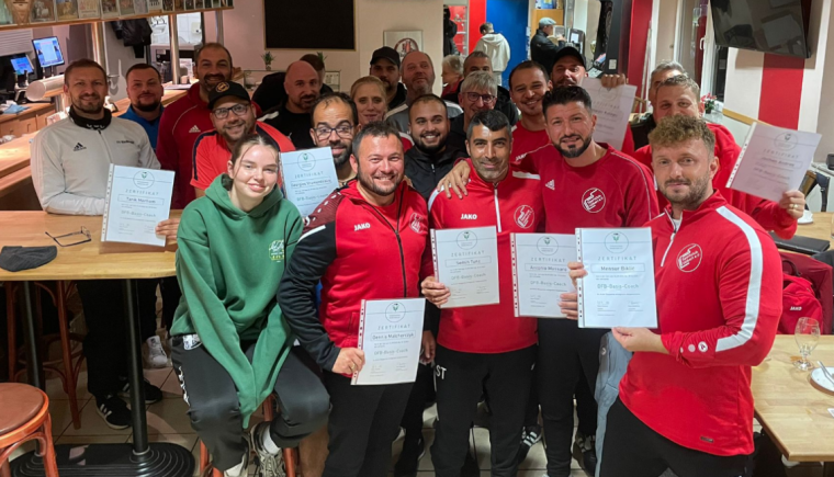 21 Teilnehmer haben den Basis Coach erfolgreich absolviert 