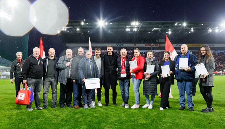"Ehrenamt ist unbezahlbar" - Ehrungen und Aktionen in Essen, Emmerich und Düsseldorf