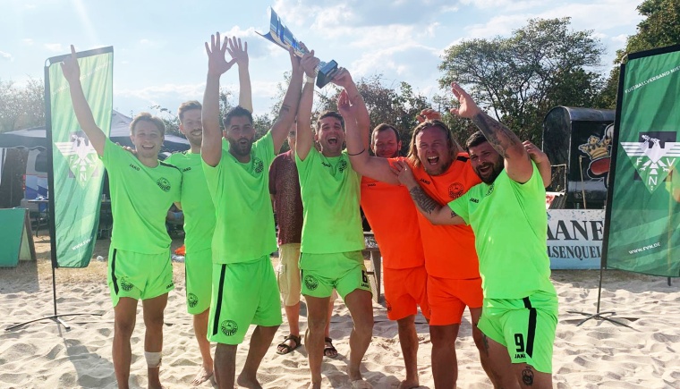 Volleypass Friends Club gelingt in Düsseldorf die Titelverteidigung "auf Sand"
