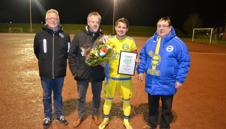 Ehrung für den Monatssieger August: Alpens Jan Luca Rassier