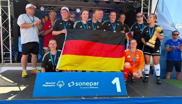 Franziska Jochem holt mit deutscher Special Olympics-Nationalmannschaft erneut den WM-Titel