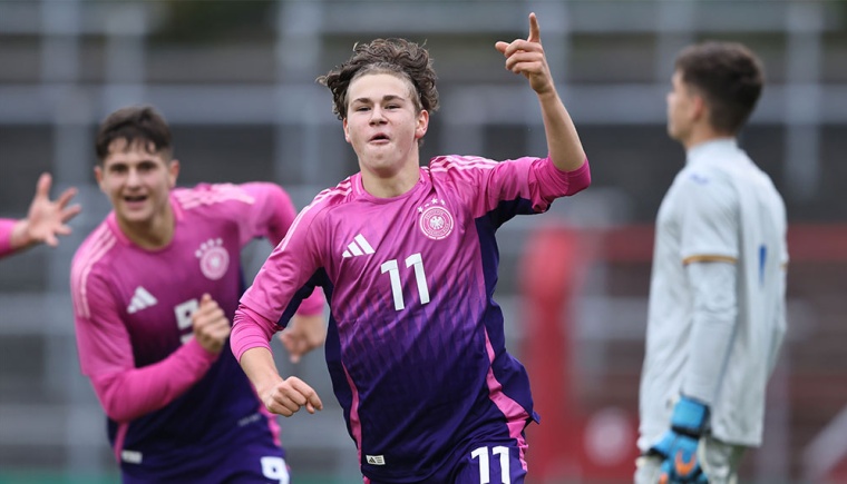Zweites "Torfestival" gegen Rumänien: DFB-U 16-Junioren gewinnen erneut deutlich am Uhlenkrug