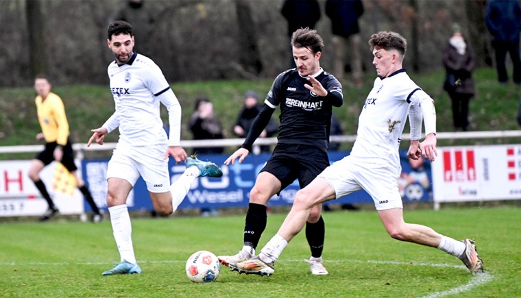 DJK Adler Union Frintrop und SV Sonsbeck punkten am 17. Oberliga-Spieltag dreifach für den Klassenverbleib