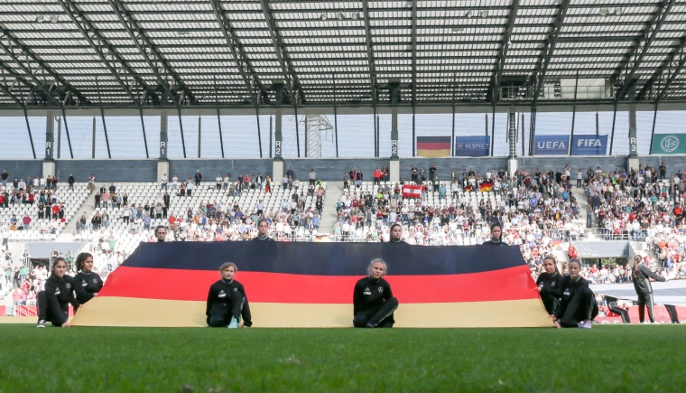 Länderspiel in Essen: DFB-Frauen in der EM-Quali gegen Irland
