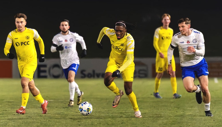 Siegesserie von Ligaprimus Ratingen 04/19 endet beim torlosen Remis in Homberg