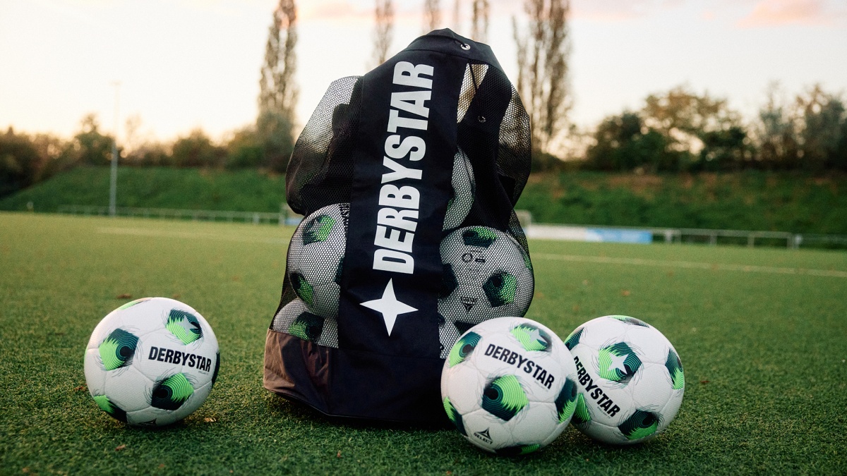 Trainingsstart für die kommende Saison 2025/2026: Exklusives DERBYSTAR-Ballangebot für FVN-Vereine
