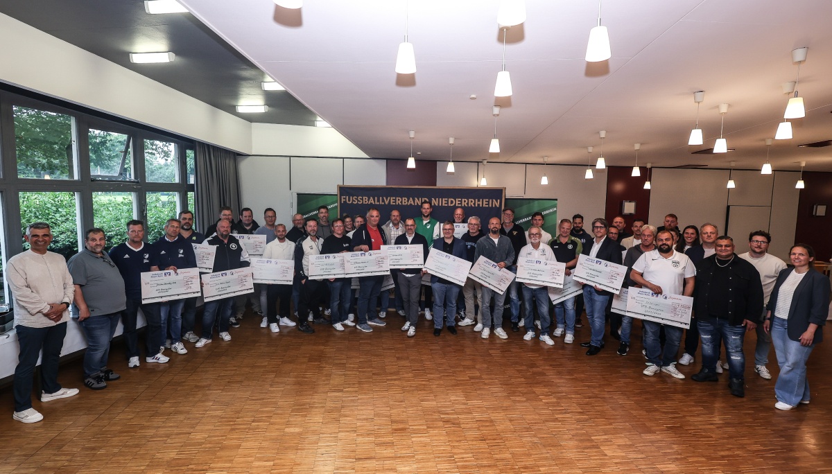 Für Said El Mala und Co.: FVN-Vereine erhalten wertvolle Schecks aus dem DFB-Bonussystem