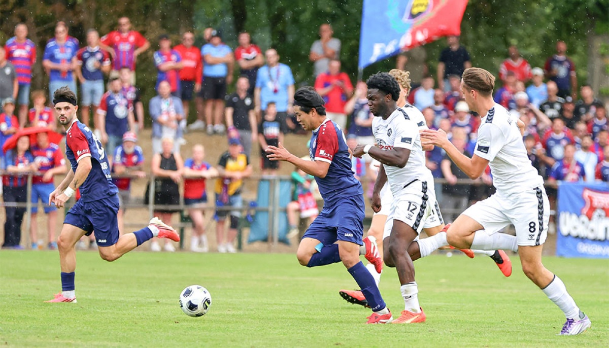KFC Uerdingen ist erster Spitzenreiter der Oberliga-Saison 2026/2027 am Niederrhein KFC Uerdingen ist erster Spitzenreiter der Oberliga-Saison 2026/2027 am Niederrhein