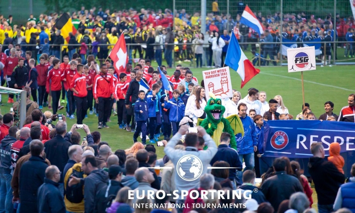 Grenzenloser Teamgeist – Erlebe internationalen Fußball mit Euro-Sportring