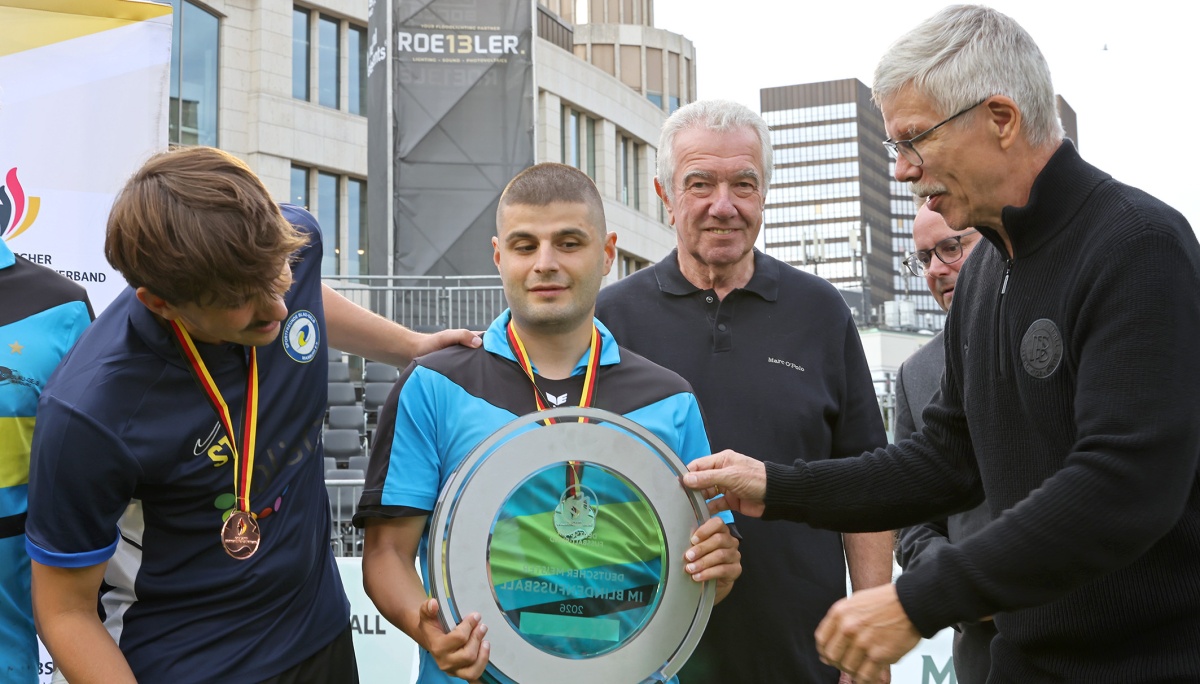 Sportfreunde Blau-Gelb Blista Marburg holen in Essen die Deutsche Meisterschaft im Blindenfußball Sportfreunde Blau-Gelb Blista Marburg holen in Essen die Deutsche Meisterschaft im Blindenfußball