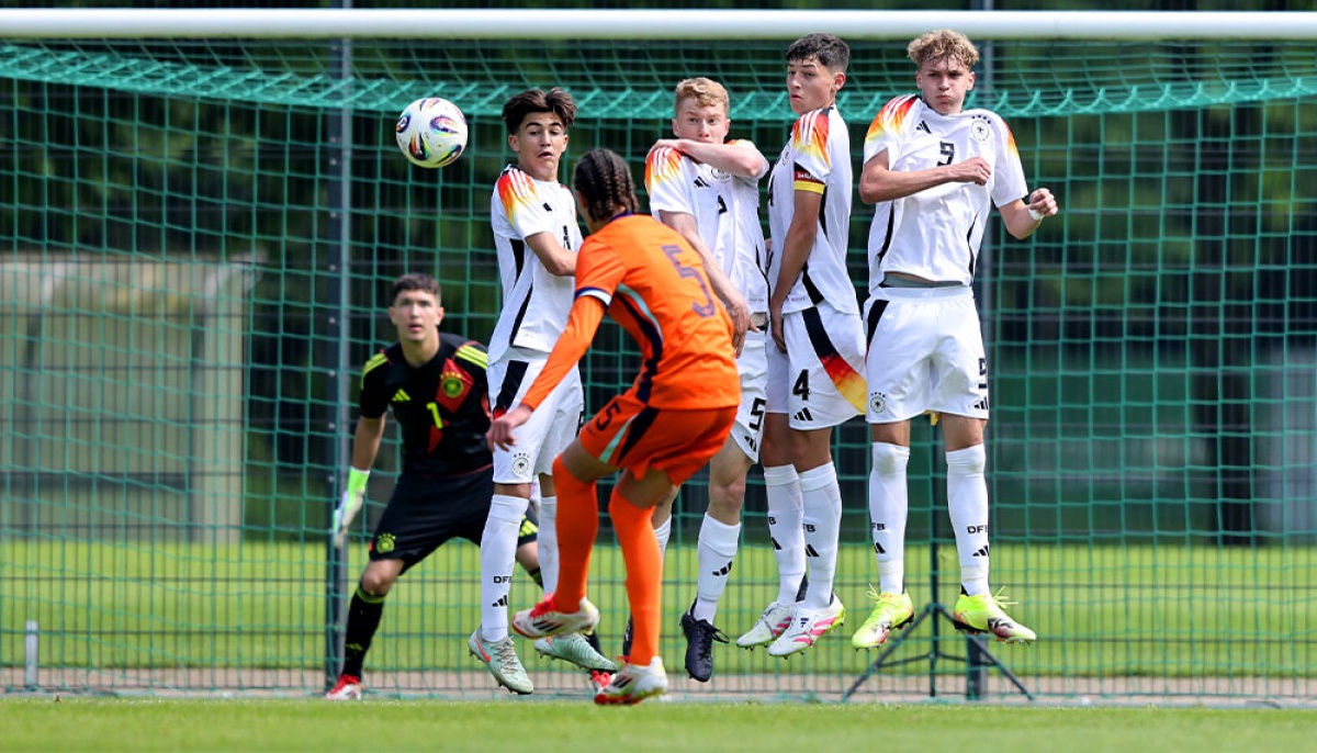 3-Nationen-Turnier in der Sportschule Wedau: Deutsche U 15-Junioren unterliegen den Niederlanden knapp 2:3