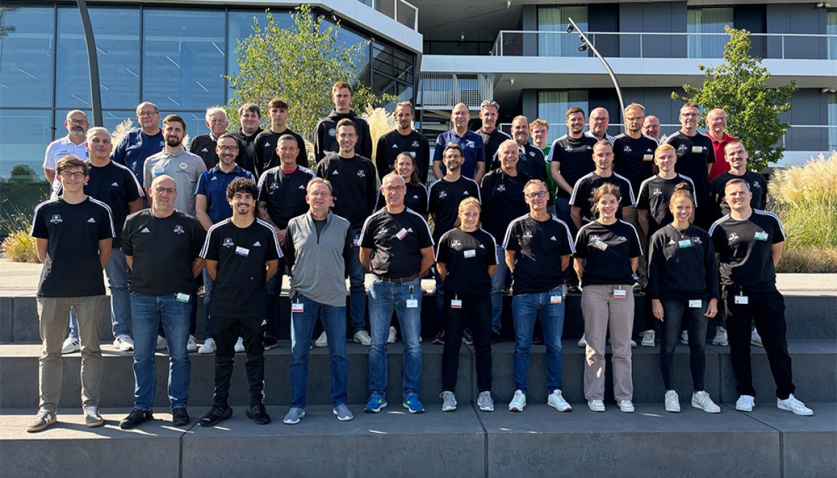 FVN-Delegation im Rahmen des DFB-Jugendfußball-Dialogs zu Gast am DFB-Campus in Frankfurt