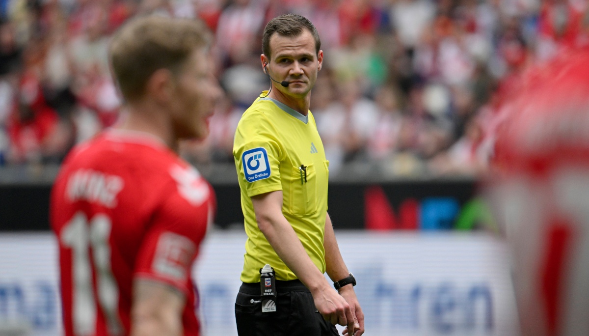 Unverhofft kommt oft: Erstes Bundesliga-Spiel für FVN-Schiedsrichter Dr. Robin Braun