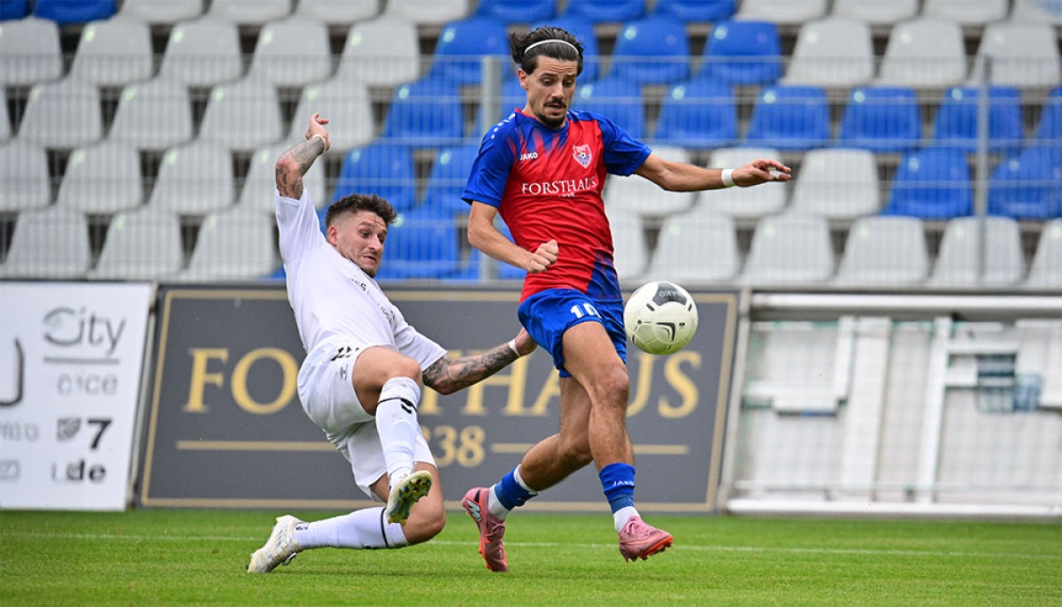 Vor mehr als 1.500 Fans: ETB meistert in Uerdingen 
