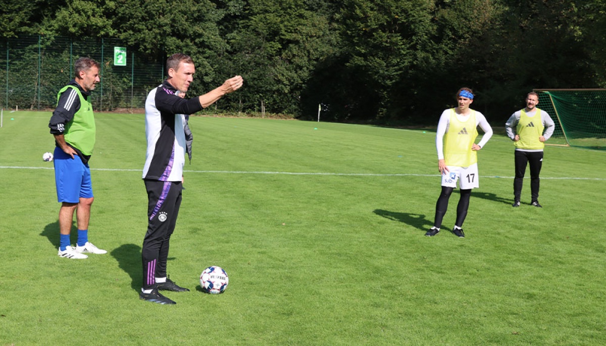 Hannes Wolf zu Gast bei der Lehrstabstagung des FVN: Trainingsphilosophie Deutschland im Fokus