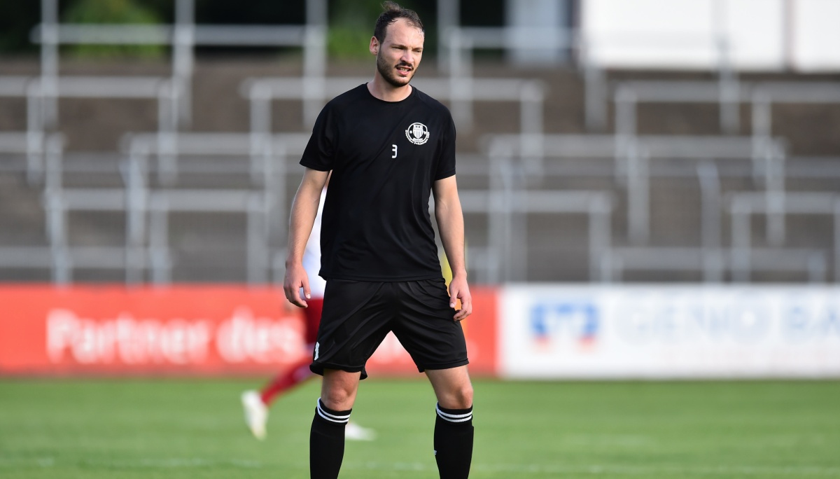 Vaterfreuden und gelungenes Oberliga-Debüt für Robin Urban vom ETB SW Essen