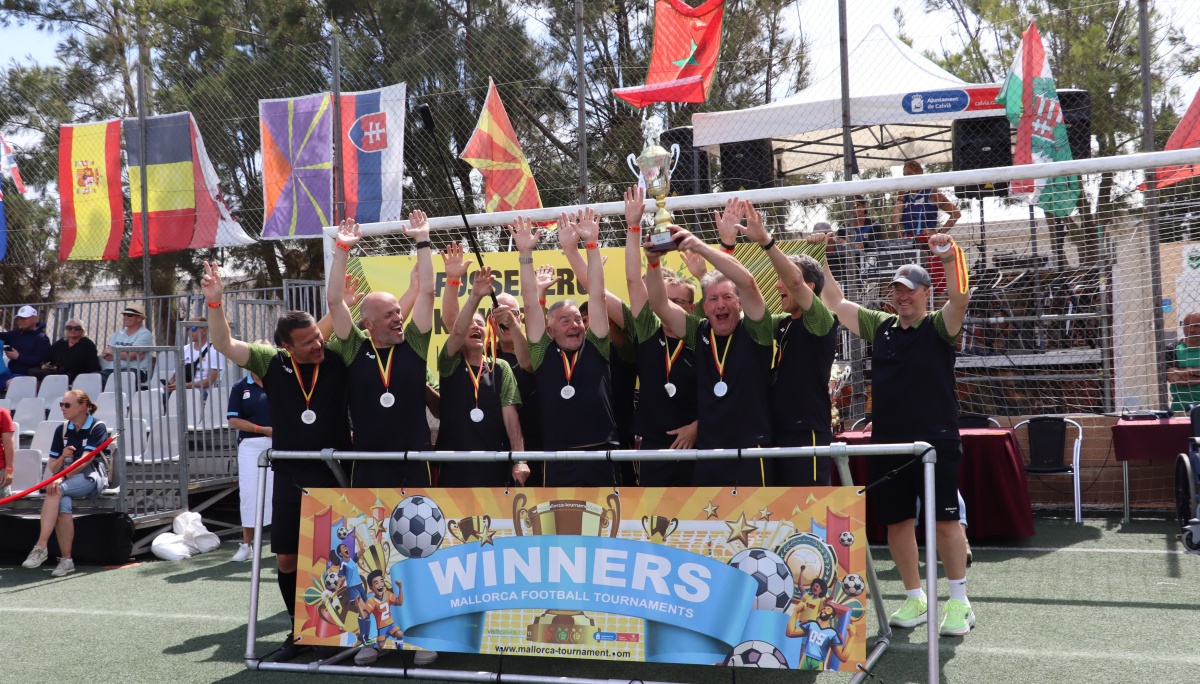 Walking Football: Internationaler Erfolg für die FK Helpenstein auf Mallorca