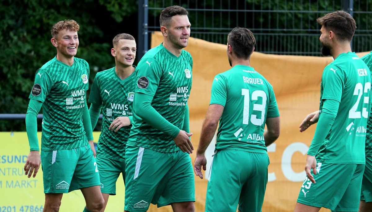 Oberliga Niederrhein: Schonnebecks Arne Wessels schnürt Fünferpack bei 7:0-Kantersieg