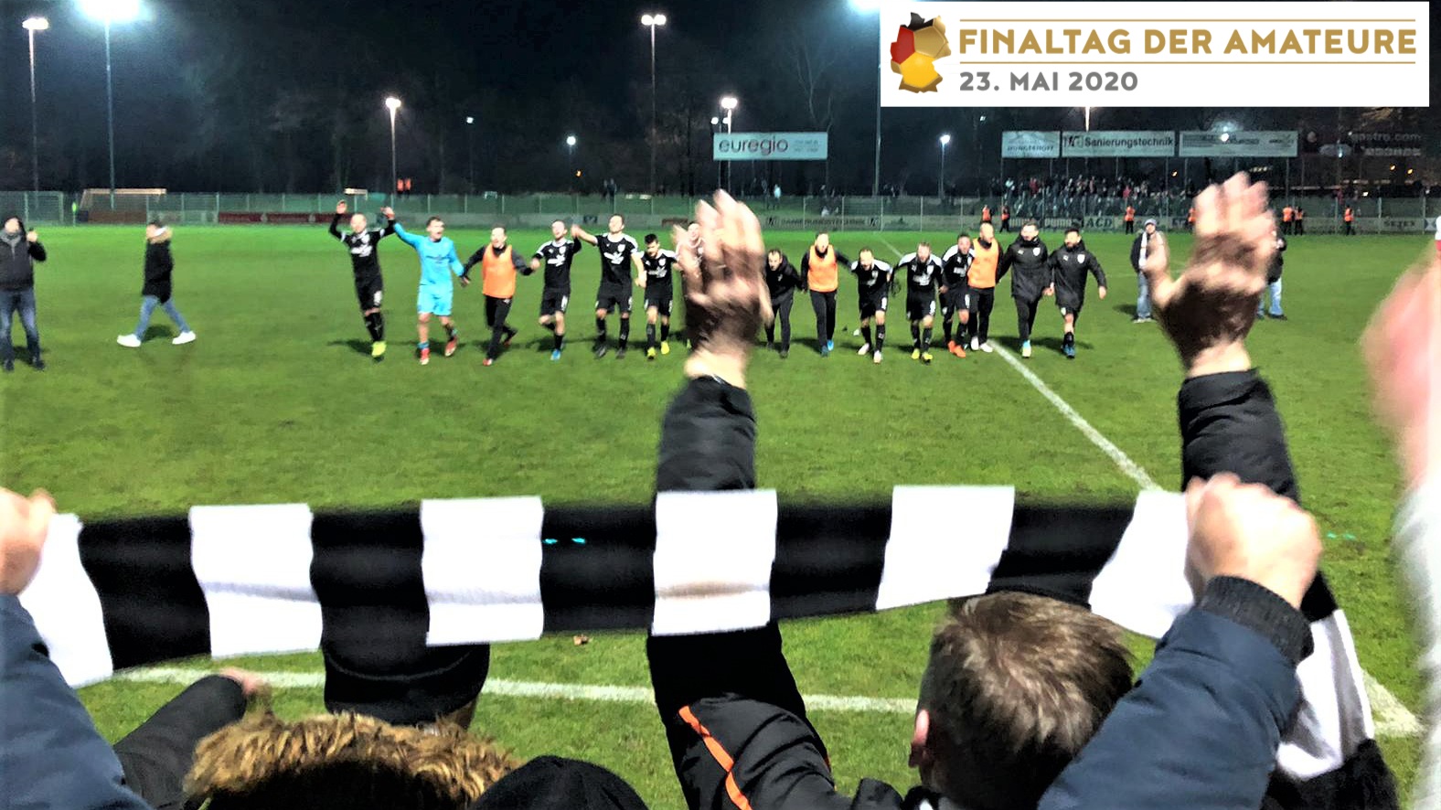 Der Jubel beim 1. FC Bocholt nach dem Halbfinal-Einzug im Niederrheinpokal durch das 2:1 gegen RW Oberhausen war riesig.