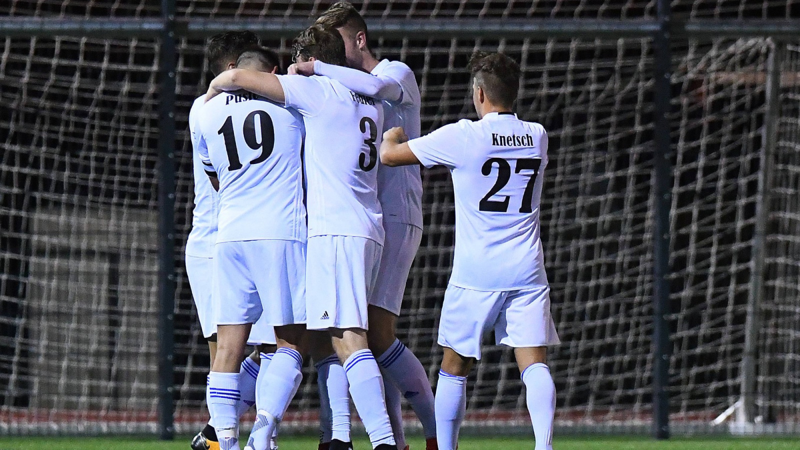 Groß war der Jubel bei den Sportfreunden Baumberg nach dem 2:1 im Oberliga-Nachholspiel gegen die SSVg Velbert. (Foto aus der vergangenen Saison)