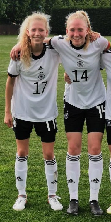 Zwei Spielerinnen aus Rees/Bocholt bei der U15 Nationalmannschaft